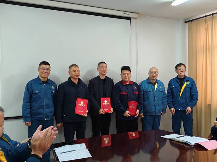 第一事業(yè)部冶化協(xié)力項目部獲銅冠冶化公司“強化意識，防控風(fēng)險”...