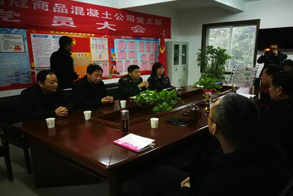 銅官區(qū)區(qū)委常委、人武部到商品混凝土公司開展專項(xiàng)督導(dǎo)工作