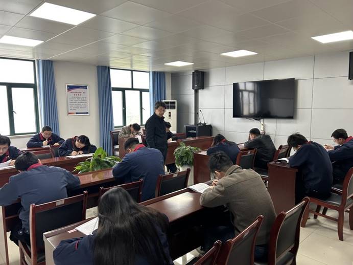 建材公司、檢測(cè)公司聯(lián)合開展管理人員業(yè)務(wù)提升考試